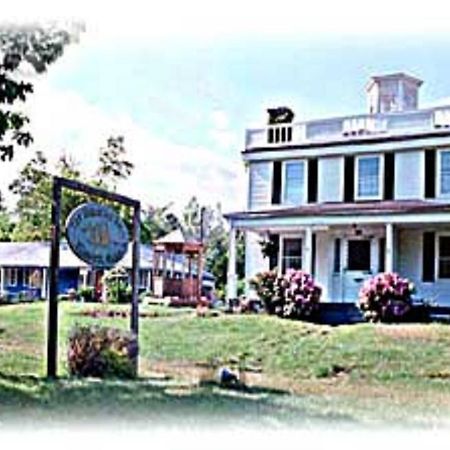 Homestead Motel And Cottages Ellsworth Kültér fotó